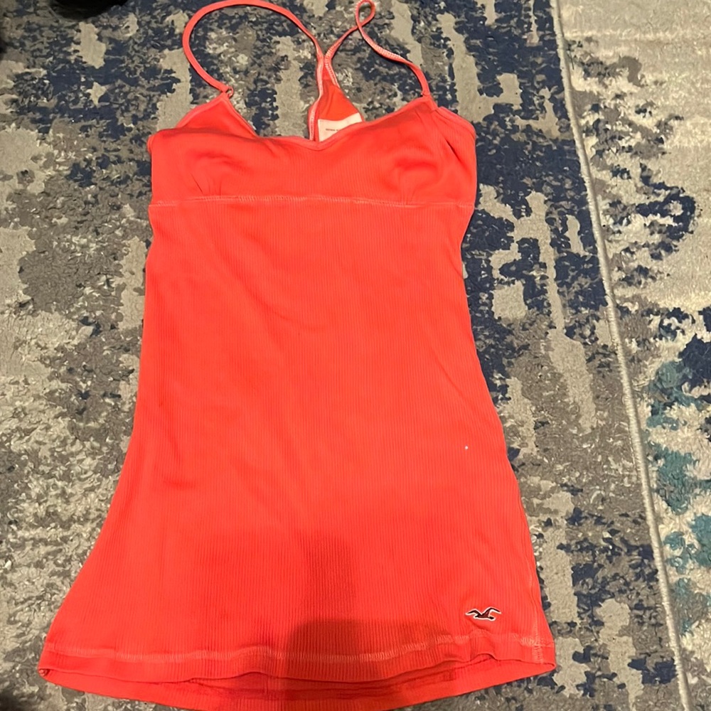 hollister tank